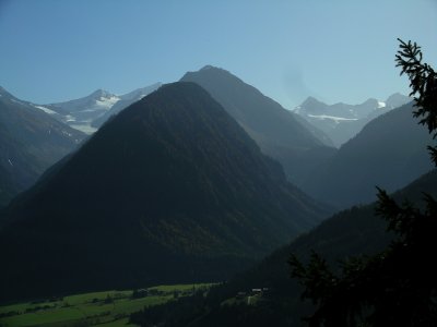 Sulzau with Gr.Venediger- Valley- Upper and lower Sulzbach.JPG
