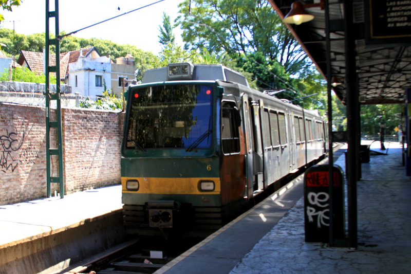 Coastal Train (Tren de la Costa)