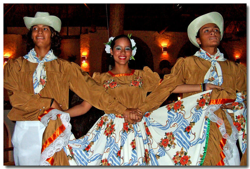 Nicaraguan Folk Dancers