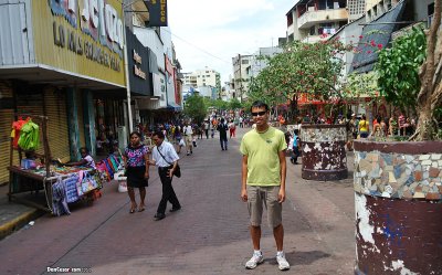 Cesar in the Central Market Place