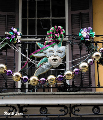 the colors of  Mardi Gras