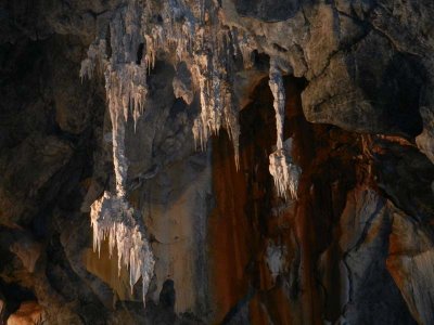 Trezkinn cave stalactites