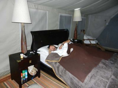 Jim slumbers at Somalisa
