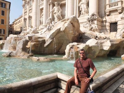 Jim and the Trevi Fountain