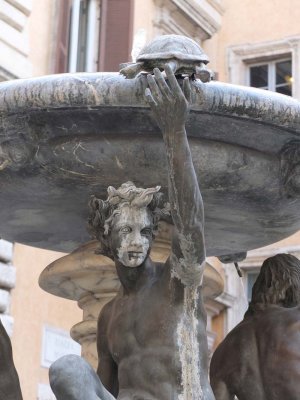 Close up of Fontana de Tartarughe