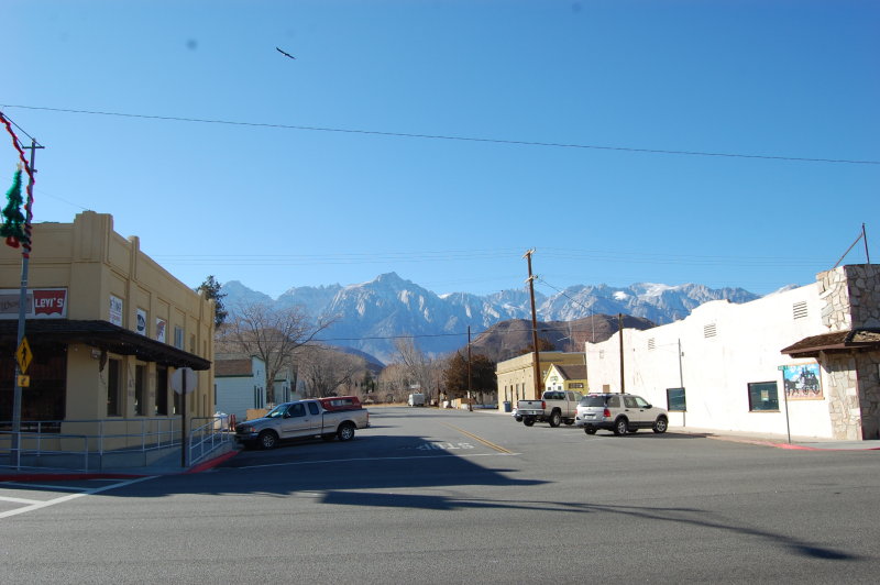 Lone Pine side street 2