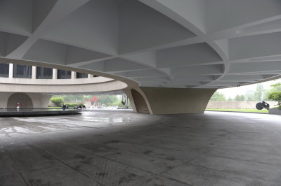 Below the Hirshhorn going in the direction of the sculpture garden.