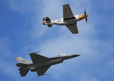 Rhode Island Air Show - P-51 Mustang & F-16 Viper