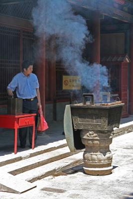 Beijing - Incense (Lama Temple)