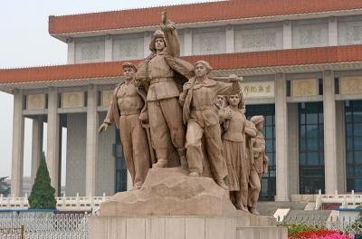 Beijing - Statue (Tiananmen Place)