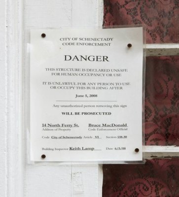 Danger-719463-1.jpg