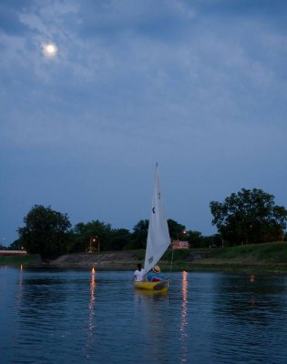 Sail-Canoe_D728750-1.jpg