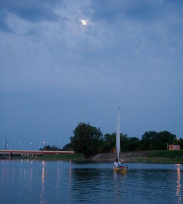 Sail-Canoe_D728753-1.jpg