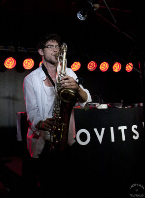 movits