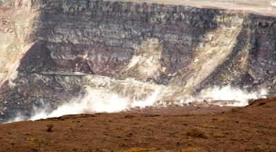 A Closer View Into Halema'uma'u Crater