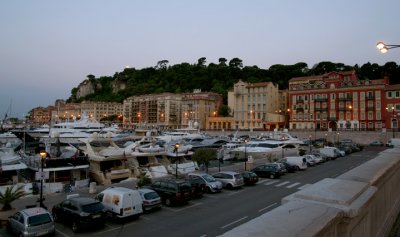 Au Port