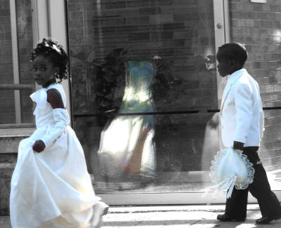 10th: Urban Flower Girl and Boy with Heart