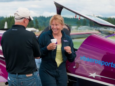 after her show - Vicki Benzing and her Extra 300s