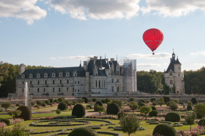 Red Balloon by Steve Blanchard. 19 points