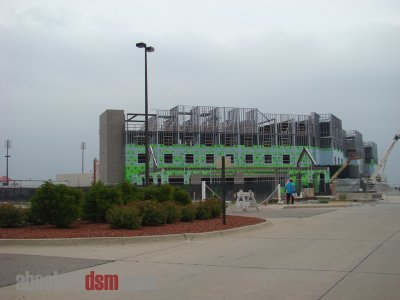 Jul_2011_Prairie_Meadows_Hotel3.jpg