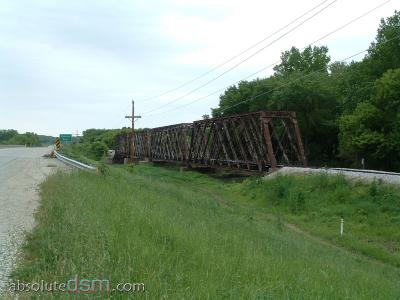 raccoon river bridge.jpg