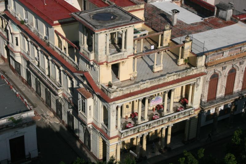 Calle Paseo del Prado - Prado street in Havana