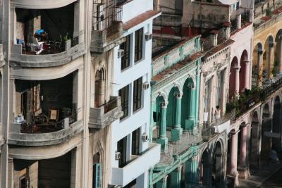 Calle Paseo del Prado in Havana