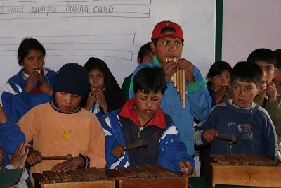 children in Pulingue San Pablo