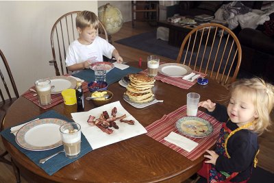 Simon's pre-birthday breakfast celebration