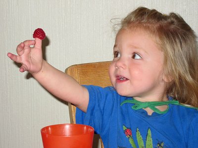 Magic raspberry thumb