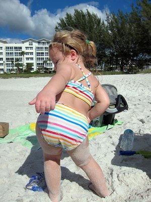 Look at my sandy bottom