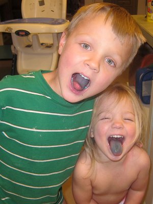 Blue-tongued troublemakers