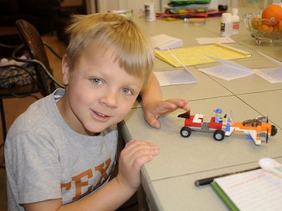Birthday legos