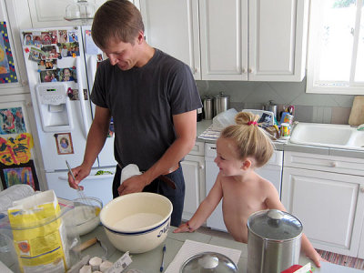 Sunday-morning pancake chefs