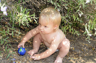 Maybe shell leave me alone if I hide under this bush.