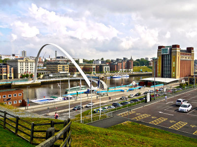 Gateshead Millenium bridge over the River Tyne