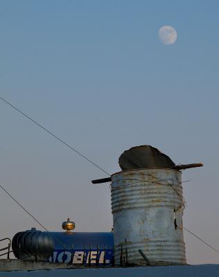 Dustbins which talk to the moon by jono slack