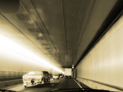 tunnel traffic by finches50