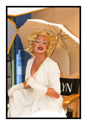 Marilyn Lookalike.jpg