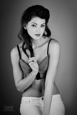 _1LG8285BW.jpg