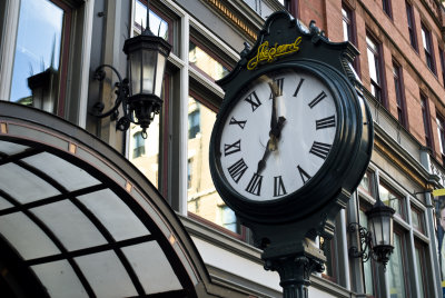 Shepards Clock, Downcity Providence