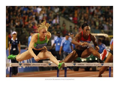 Sally Pearson (l.) & Danielle Carruthers (r.)