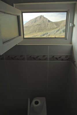 Uitzicht vanaf de WC ;) / View from the toilet