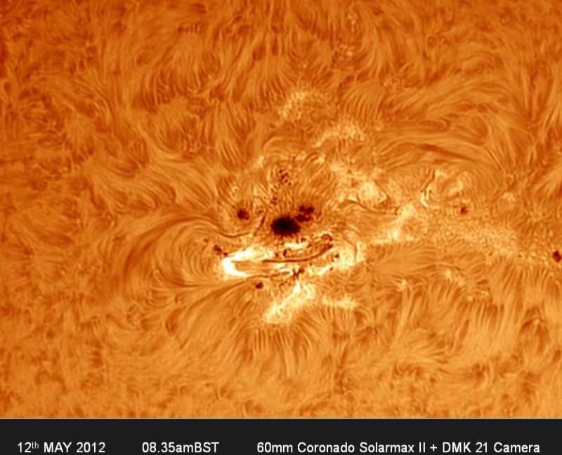 AR1476 IN FLARE 12th MAY 2012.jpg
