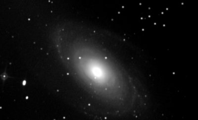M81 14th APRIL 2004.jpg