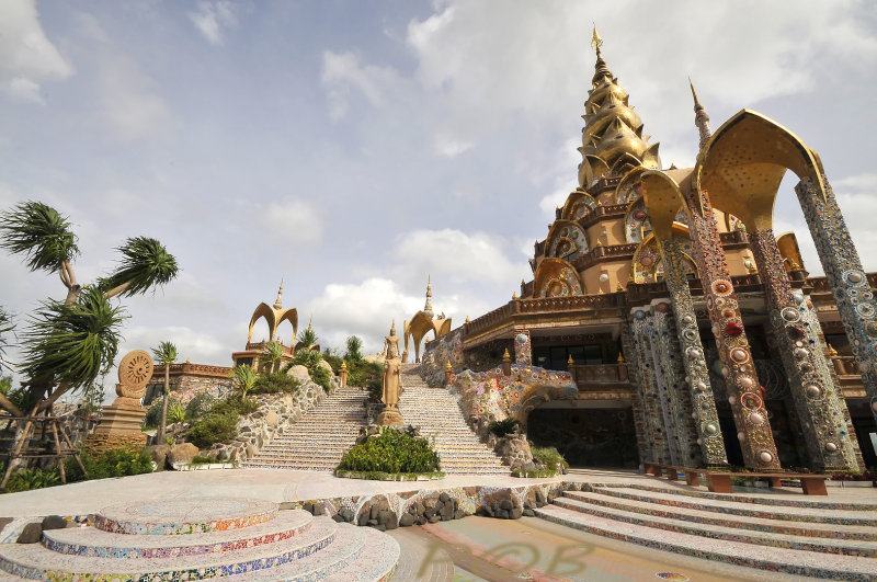 Fake temple Khao kho