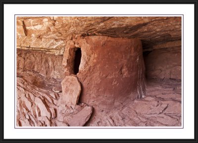 Slickhorn Canyon granary