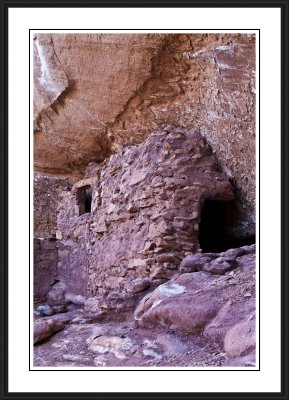 Ruins in Mule Canyon