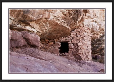 Ruins in Mule Canyon