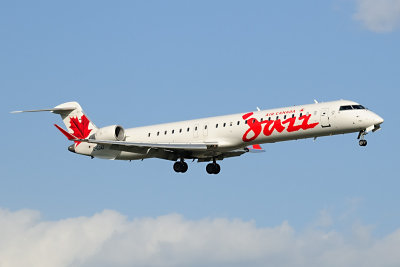 CRJ-705ER in Montreal